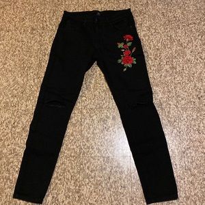 Floral Embroidered Jeans (knee slits)